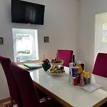 Tatil Evi Private Boardinghouse & Terrasse, Parkplatz Nahe Messe