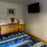 Private Boardinghouse & Terrasse, Parkplatz Nahe Messe * Meerbusch