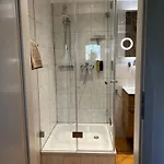 Privat Residence Boardinghouse Meerbusch Terrasse, Parkplatz, Naehe Messe Duesseldorf & Flughafen *