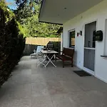 Private Boardinghouse & Terrasse, Parkplatz Nahe Messe Meerbusch