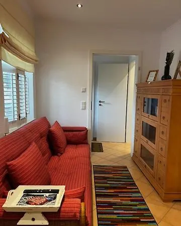 Private Boardinghouse & Terrasse, Parkplatz Nahe Messe Feriehus *