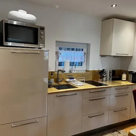 Boardinghouse Meerbusch, Ihr Privater Bungalow, Nahe Messe Duesseldorf Holiday home Meerbusch