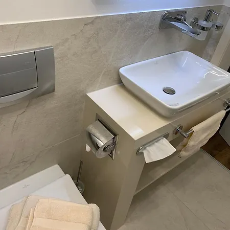 Privat - Boardinghouse