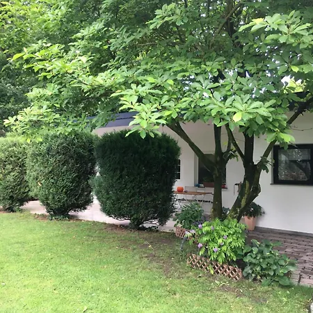 Boardinghouse Meerbusch, Ihr Privater Bungalow, Nahe Messe Duesseldorf * メーアブッシュ