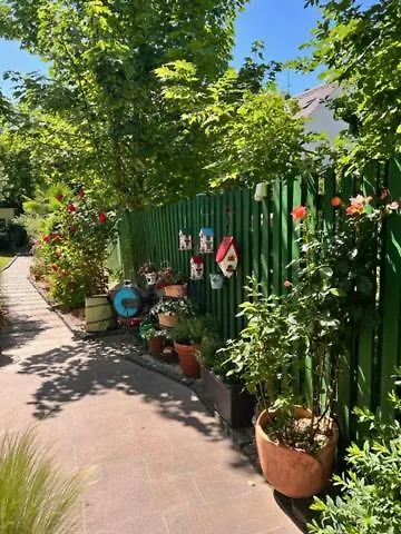Feriehus Privat Residence Boardinghouse Meerbusch Terrasse, Parkplatz, Naehe Messe Duesseldorf & Flughafen