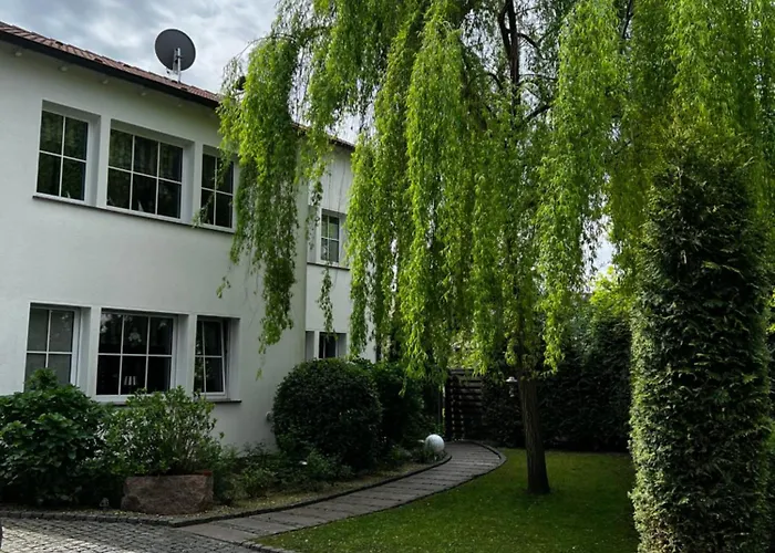 Feriehus Privat Residence Boardinghouse Meerbusch Terrasse, Parkplatz, Naehe Messe Duesseldorf & Flughafen