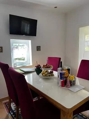 Feriehus Privat Residence Boardinghouse Meerbusch Terrasse, Parkplatz, Naehe Messe Duesseldorf & Flughafen
